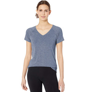 T-shirt femme de haute qualité Design personnalisé T-shirt imprimé pour les femmes Logo personnalisé Streetwear chemises respirantes femmes en gros - Product Image 4