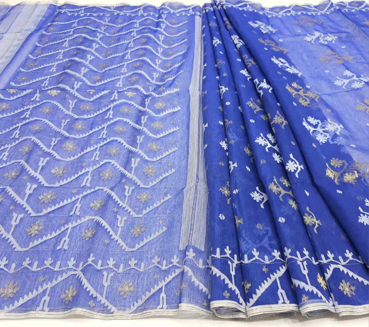 ใหม่ Deshi ดาคาบีสีฟ้า Jamdani แบ่งปันคุณภาพการส่งออกสําหรับผู้หญิง JAMDANI ผ้าสีแดงสีฟ้าสีเขียวทองท้องฟ้าจากบังคลาเทศ