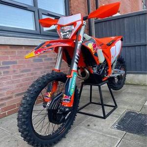 2025 350cc Enduro Dirt Bike | Motocicleta todoterreno de 4 tiempos | Edición Champion | EFI y arranque eléctrico - Product Image 3