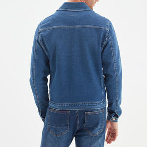 Veste en jean unie à manches longues de haute qualité pour homme, style urbain, personnalisable avec logo frontal, vente en gros - Product Image 5