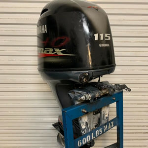 Moteur hors-bord d'occasion de qualité industrielle 2016 Y-am-ah-a SHO 115 ch, longueur d'arbre de 20 pouces, OEM, 310 heures, garantie de 3 ans - Product Image 1