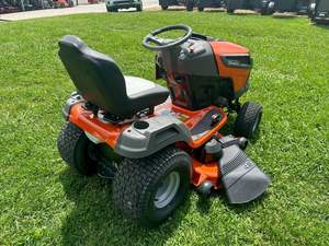 Kubota Garden Lawn Mower Motor de gasolina 62 "Commercial Riding 25HP Cortacésped disponible para la venta En stock - Product Image 4