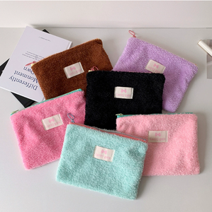 Ginzeal Simple doux matelassé éponge serviette maquillage sac filles fourrure école stylo sac en peluche voyage cosmétique organisateur <span class=keywords><strong>pochette</strong></span> - Product Image 2