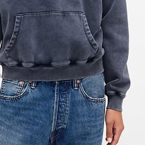 Sweat-shirt pour femme avec épaules tombantes et logo personnalisable, apparence solide et propre, service OEM pour les acheteurs en gros, prix d'usine pour les acheteurs - Product Image 4
