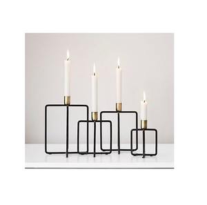 Bougeoir en métal luxueux et élégant conçu pour ajouter de la chaleur et de l'élégance à l'éclairage de la maison ou de l'événement - Product Image 2