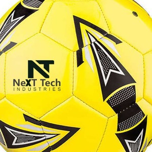 Tech Industries Ballon d'entraînement de football Matériau PU à des fins d'entraînement avec un design personnalisé et un logo personnalisé - Product Image 2