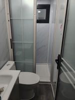 Fabriqué en Chine, maison conteneur pliable à double aile de 20 pieds, extensible, détachable et mobile, pour salle de conférence ou logement extérieur