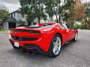 Muy NEAT 2023 F e r a r i 296 GTS 818-HP Twin-Turbo V6 Hybrid, Frenos de cerámica de carbono Increíble relación calidad-precio - Product Image 3