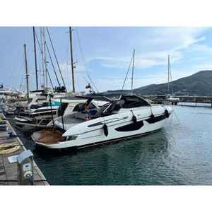 Yate Regina FIM 440 Sport Hardtop con 2 Motores CV de 440 - Product Image 5