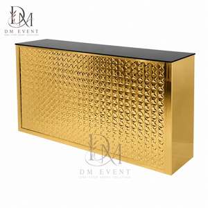 Barra de Bar Desmontable para Eventos de Hotel, con Panel Texturizado con Tachuelas de Acero Inoxidable Dorado Personalizado y Cubierta de Vidrio Templado Espejado - Product Image 1