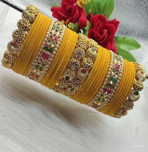 Brazaletes de Latón Tradicionales y a la Moda de la India, Brazaletes de Boda para Mujeres y Niñas - Product Image 1