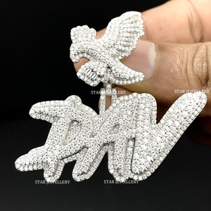 Colgante de Letra Personalizada con Diamantes Redondos Naturales de Corte Brillante y Baño de Oro de 10K, Estilo Hip Hop/Christiano, Joyería Unisex - Product Image 2