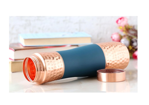 Bouteille d'eau en cuivre personnalisée la plus vendue bouteille d'eau en cuivre de haute qualité au design unique - Product Image 4