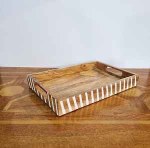 Plateau ottoman en bois avec détail blanchi à la chaux. L'élégance rustique rencontre la fonctionnalité - Product Image 5