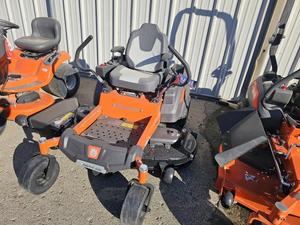 Tondeuse à gazon Husqvarna Z246 à vendre - Product Image 2