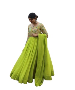 Dernière robe Anarkali de créateur avec broderie en fausse georgette par Fab Zone - Product Image 1