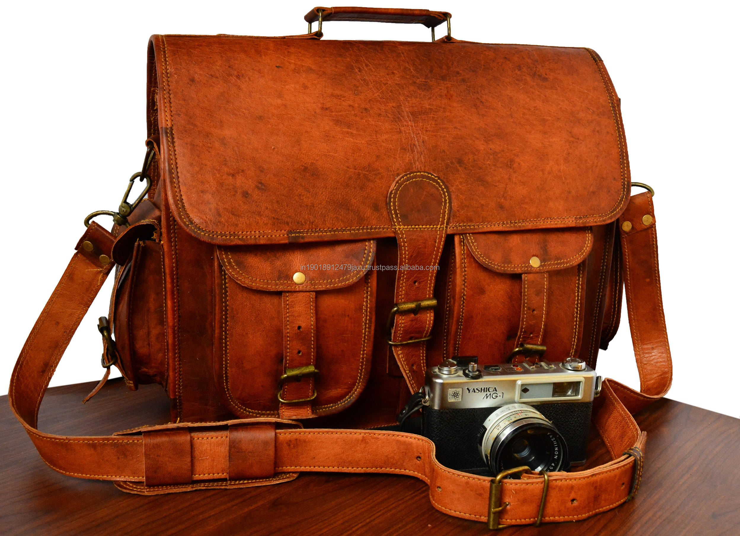 สีน้ำตาล