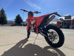 NUEVO BETAs RR X-Pro 200 2026 - Product Image 2