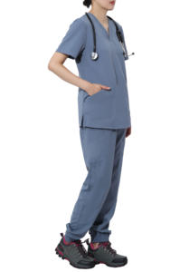 Ensembles d'uniformes de gommage à la figue d'infirmière à manches courtes Costume de gommage personnalisé Uniformes hospitaliers Scrubs d'infirmière médicale - Product Image 3