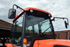 Tractor agrícola mini usado KUBOTA de 40hp, 35hp, 50hp, 30hp, con remolque agrícola, tractor de ruedas de calidad, motor principal en venta - Product Image 4