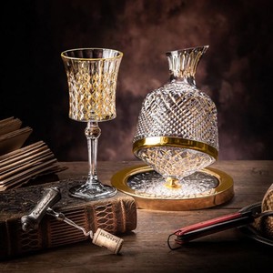 Vente en gros de deux verres à vin modernes et personnalisés pour les amateurs de vin, cadeau de pendaison de crémaillère à bas prix - Product Image 2