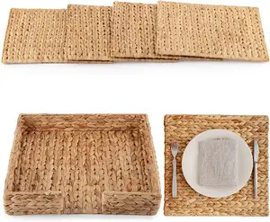 Meilleures ventes : Set de table décoratif carré en jacinthe d'eau, tressé à la main, naturel, avec fonction de dessous de verre et de protection thermique, fabriqué au Vietnam - Product Image 1
