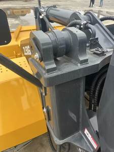 Chargeuse sur pneus ZL50GN de 45 tonnes, équipement d'occasion avec boîte de vitesses et pompe, puissance de 55 kW, 6001-8000 heures, en vente - Product Image 3
