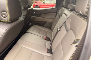 USADO LHD/RHD 2024 CHEVROLET COLORADO ZR2 BISON 4X4 - Product Image 4