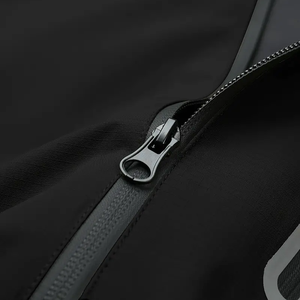 Veste à capuche élégante de couleur unie pour hommes-Vestes universitaires avec poche poitrine zippée, manteau de sport de plein air décontracté pour un usage quotidien - Product Image 5