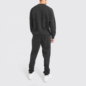 Vente en gros de survêtements imprimés décontractés d'automne pour hommes avec design personnalisé Collection hiver-Service OEM disponible - Product Image 5