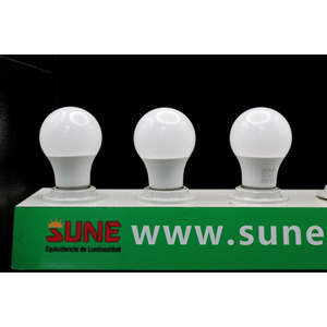 Sune 6 wát LED Globe <span class=keywords><strong>Bulb</strong></span> Tiết kiệm năng lượng cuộc <span class=keywords><strong>s</strong></span>ống lâu dài 6000K CCT A19 loại khu dân cư <span class=keywords><strong>s</strong></span>ử dụng E27 cơ <span class=keywords><strong>s</strong></span>ở nhôm Dimmable cảm biến ánh <span class=keywords><strong>s</strong></span>áng - Product Image 5