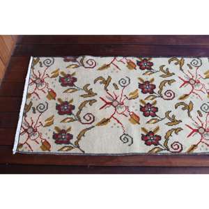 Alfombra Turca Vintage de 2x8.9 pies, Alfombra de Lana Roja con Diseño Floral - Product Image 4