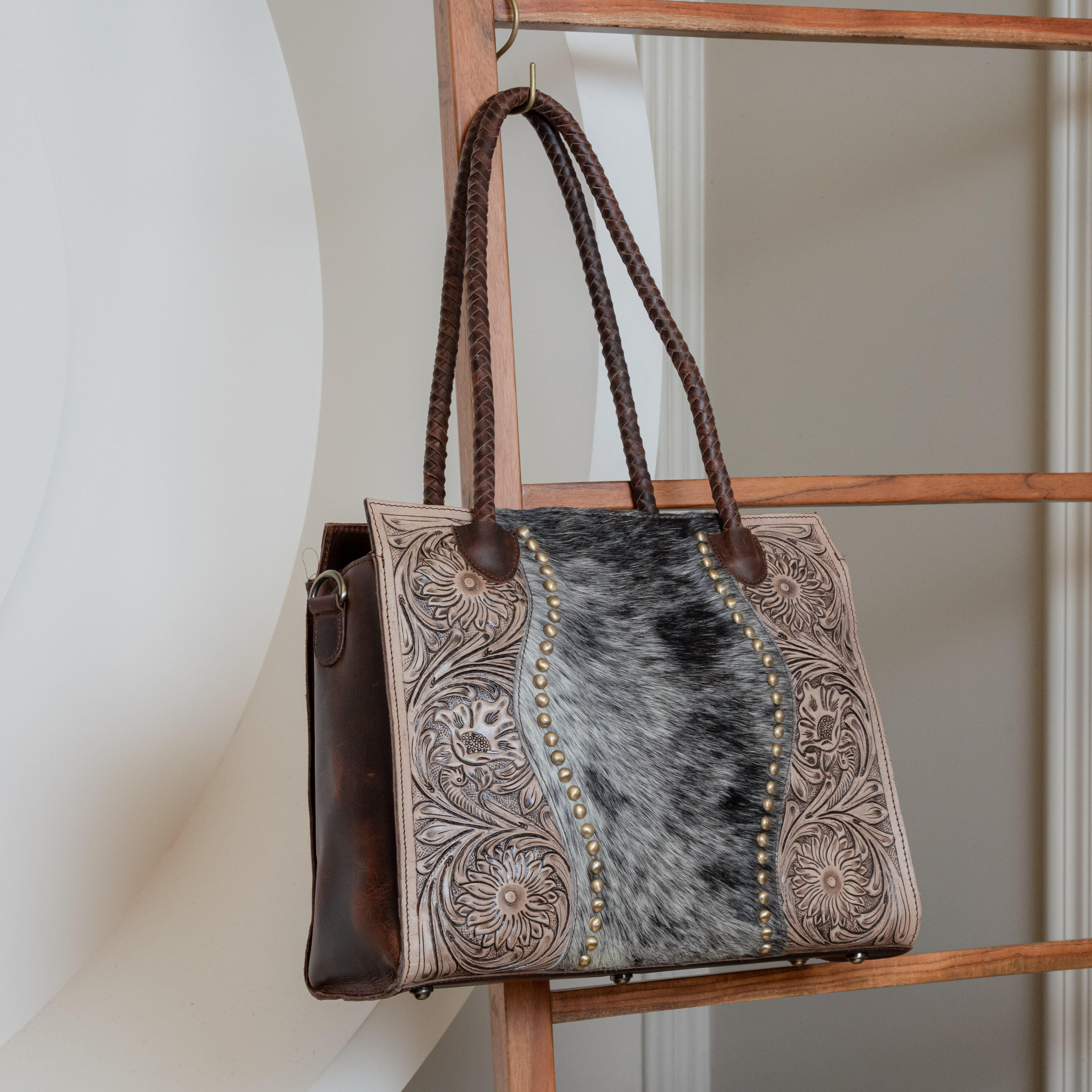 Brown With Black Hide