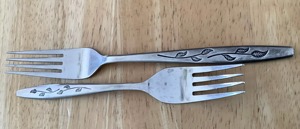 Ensemble de couverts en acier inoxydable de style vintage avec motif de feuilles, finition argentée, pour les repas quotidiens, l'utilisation familiale et la restauration - Product Image 2