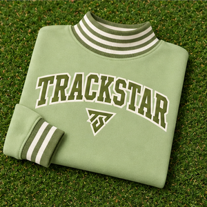 Sudadera de cuello alto color verde salvia claro para mujer con ribete a rayas en verde oliva y marfil, estilo universitario, marca privada OEM Trackstar - Product Image 6