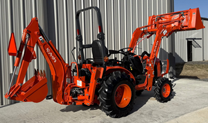 Tractor retroexcavador Kubota 4x4 usado y en buen estado para uso agrícola y de construcción - Product Image 6
