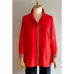 Camicia da sera in tessuto crêpe ricamato a mano Jessica "fatto a mano" per grandi dimensioni - Product Image 4