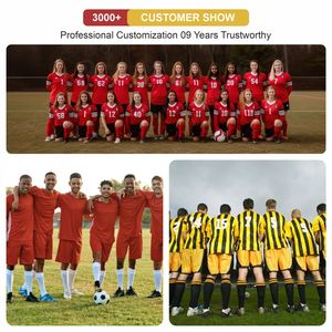 Tailles personnalisées Impression par transfert de chaleur de qualité supérieure Kits de football pour hommes Nouveau design Impression DTF Uniforme de football en tissu personnalisé - Product Image 5