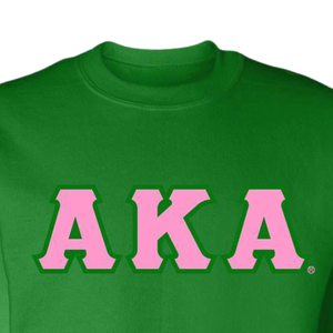 Sudadera Personalizada AKA con Cuello Redondo en Verde Kelly y Letras Griegas en Rosa, Sudadera de Felpa para Hermandad - Product Image 5