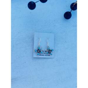 Pendientes Colgantes Felicia Charley Kingman con Diseño de Mariposa en Turquesa y Plata de Ley - Product Image 1