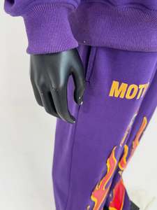 Ensembles de survêtements imprimés pour hommes personnalisés - 100% coton, antibactérien, streetwear pour le style, le confort et la durabilité - Product Image 6