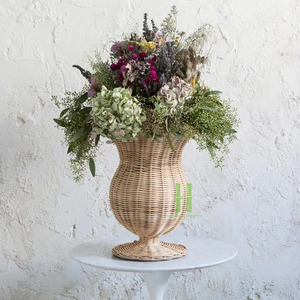 Jarrón de Ratán Mini Hecho a Mano, Ecológico y Moderno, con Diseño de Lazo, para Decoración de Mesa de Comedor, OEM de Vietnam, MOQ Bajo - Product Image 3