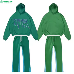 Conjuntos de Sudadera y Pantalones Acampanados de Algodón 100% Ecológico Transpirable de 400 GSM Personalizados para Streetwear, Unisex, de Alto Gramaje - Product Image 3
