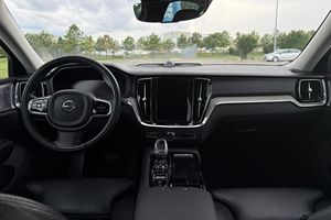 VOLVO S60 RECHARGE T8 INSCRIPTION 2021 D'OCCASION CÔTÉ GAUCHE/DROIT - Product Image 3