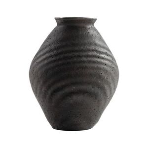 Modern Design Metal Flower <b>Vase</b> <b>Black</b> Finished <b>Small</b> Size for Home and Wedding Table Top Decoration Handmade Metal <b>Vase</b> - Product Image 5