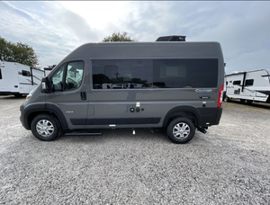 EN VENTA Autocaravana JAYCO COMET 18C 2026 NUEVA. CLASE B DISPONIBLE +ENVÍO GRATUITO - Product Image 3