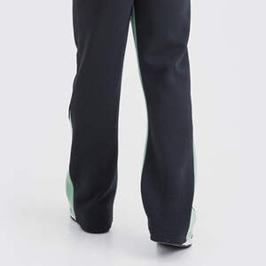 Survêtements évasés en tissu 100% coton pour hommes en plusieurs couleurs OEM Custom Made Logo Design Men Flare Tracksuits à bas prix - Product Image 3