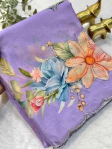 Sari en soie chinon pour femmes avec de magnifiques broderies et bordures découpées, fabriqué en Inde - Product Image 5