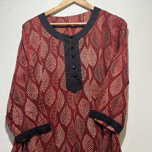 ชุดเดรสผ้าเรยอนสีแดงพิมพ์ลายดอกไม้สไตล์อาจรักห์  แบบรักษ์โลกสำหรับผู้หญิง แขนสามส่วน |   ชุดคุร์ตีสไตล์เอไลน์แบบลำลองสำหรับชาวพื้นเมือง - Product Image 5