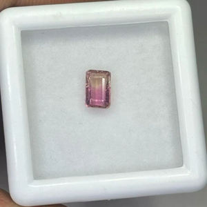 Pierre de tourmaline naturelle facettée, couleur bio, en vrac. - Product Image 1